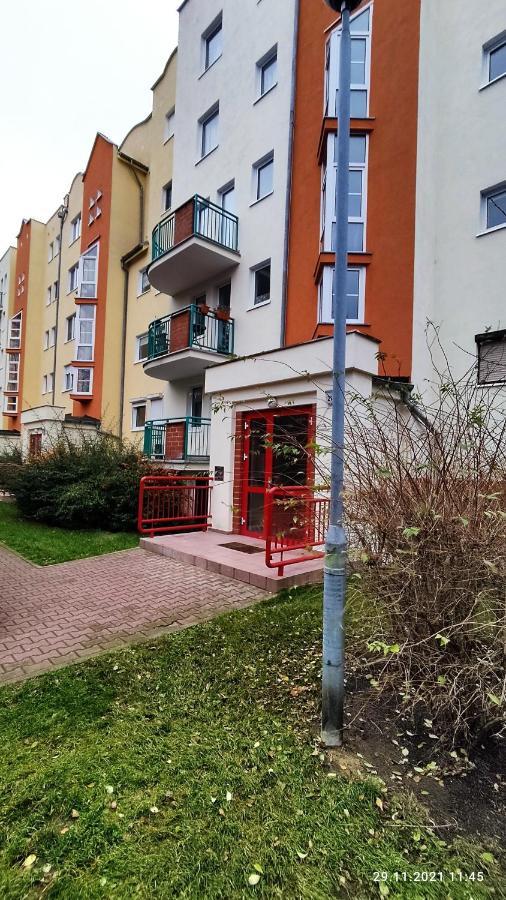 Apartamencik Super Poznań Kültér fotó